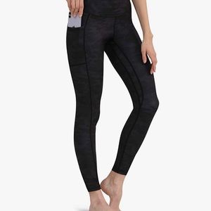 Amazon camo leggings, size XL